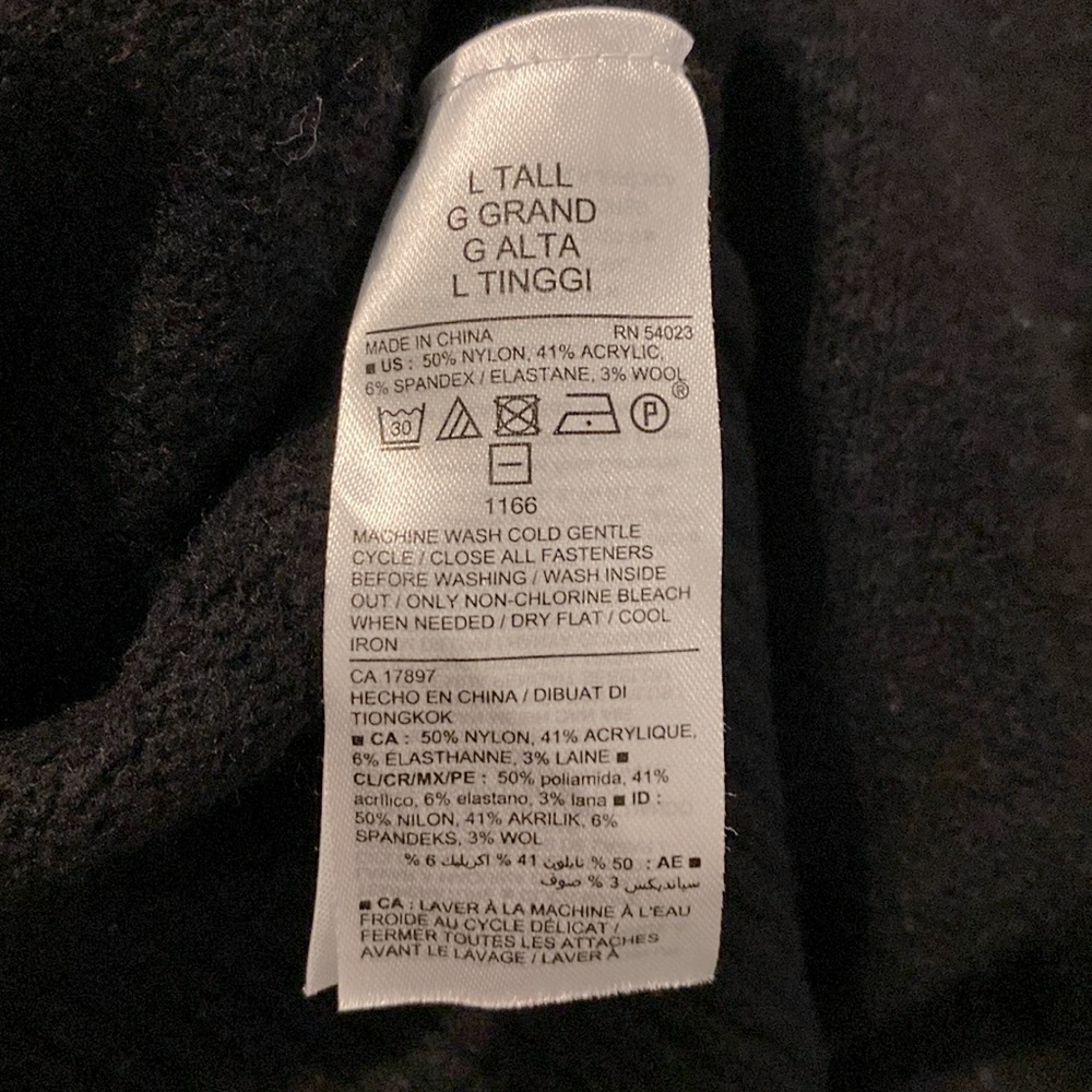Sweater - Picture 5 of 5